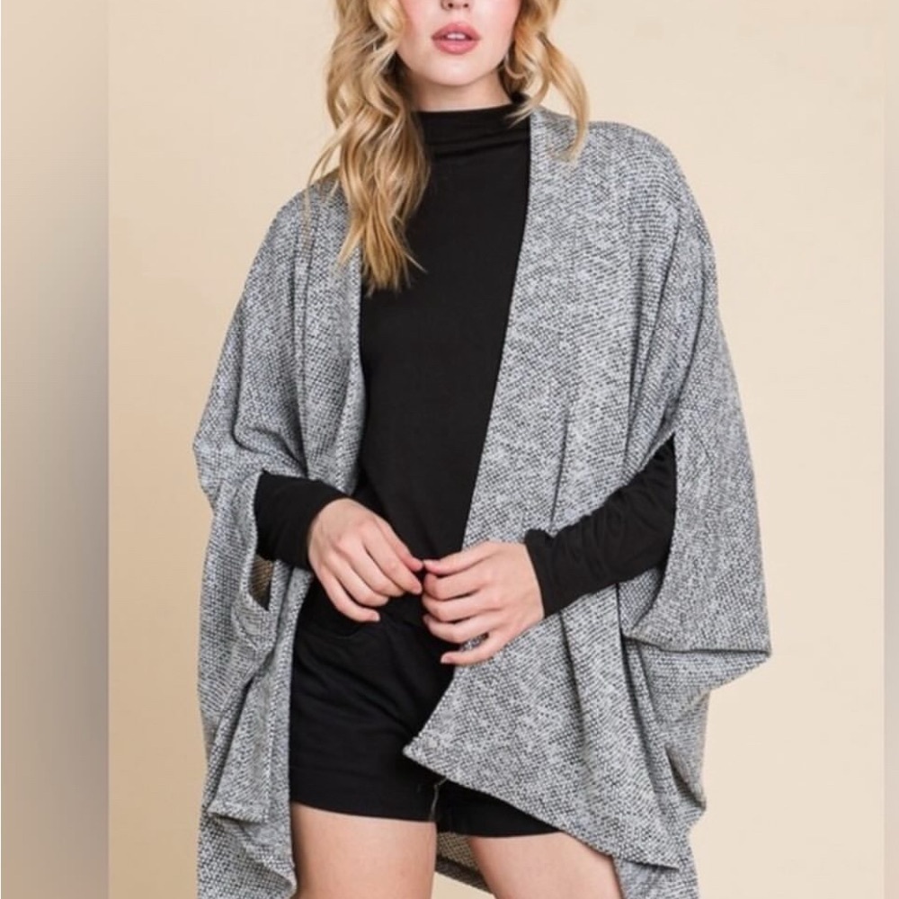 Women's Heather Gray Jacquard Open Front Sweater/Wrap